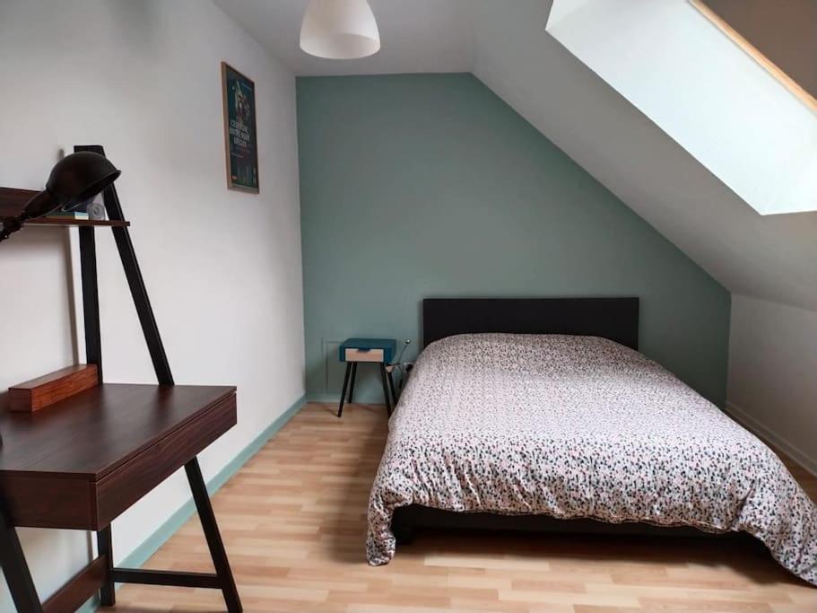 Charmant Appartement Au Calme Avec Parking Besançon Zewnętrze zdjęcie