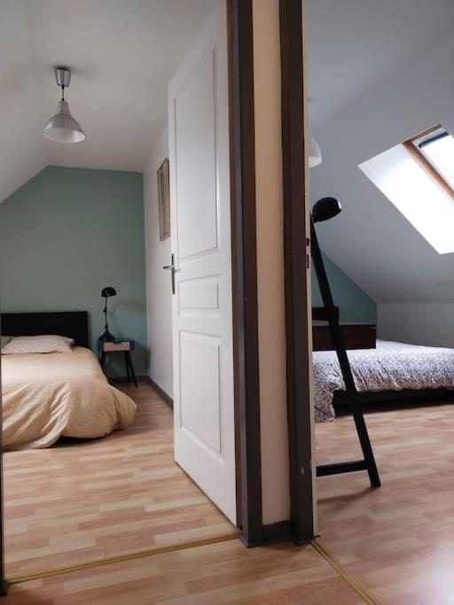 Charmant Appartement Au Calme Avec Parking Besançon Zewnętrze zdjęcie