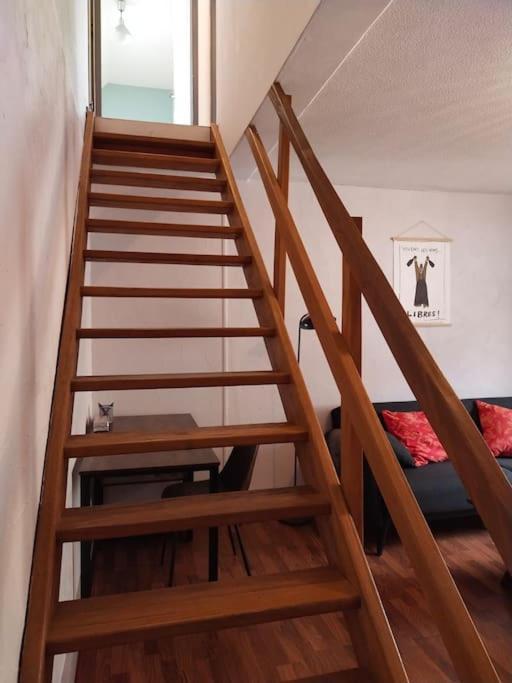 Charmant Appartement Au Calme Avec Parking Besançon Zewnętrze zdjęcie
